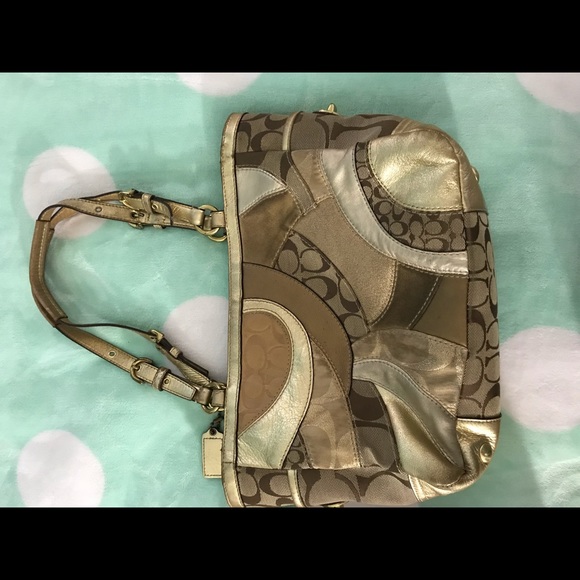 Purse - Picture 2 of 4